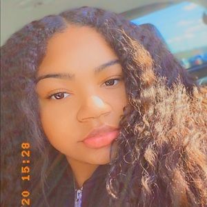 Meet your Posher, Cydney